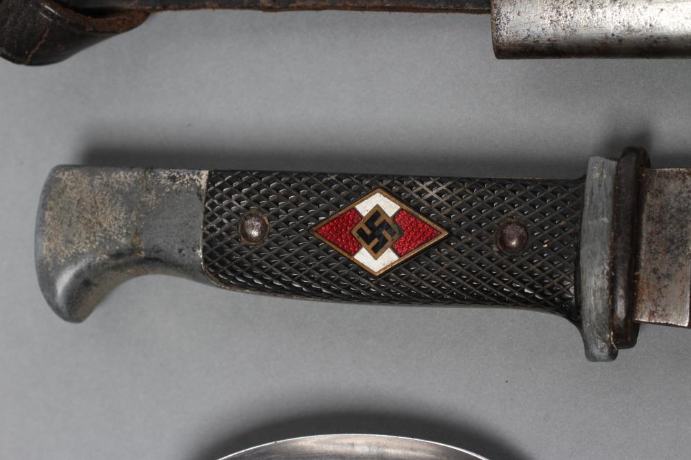 A HITLER YOUTH KNIFE, with 5" blade, third reich enamel lozenge to grip and metal sheath with - Image 2 of 6