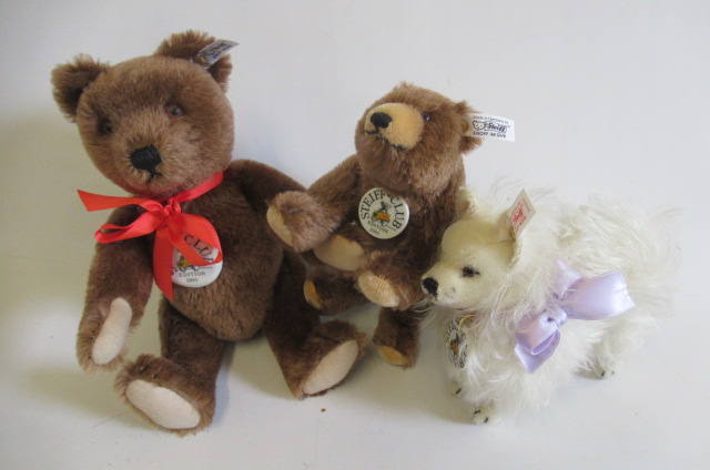 Five Steiff Club Bears, including a 2001 brown bear, 2003 Peter Jones bear, a Shitzu and a bi- - Image 3 of 3