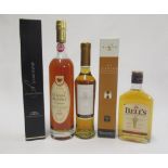 5 mixed bottles, comprising one 70cl Chateau Montifaud cognac, 1 boxed 2015 375ml Jackson Triggs