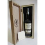 One bottle Glenlivet 1983 30yr old single malt whisky, Cellar Collection, French oak finish,