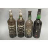 Four bottles of fortified wine, comprising 2 bottles Nieport's white port, 1 bottle Quinta do