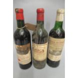 3 bottles of 1960s Bordeaux, comprising 1 1962 Ch. Calon-Segur, premier cru de Saint-Estephe, 1 1962