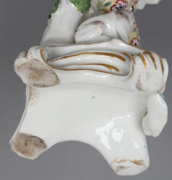 A CHELSEA PORCELAIN FIGURE, c.1765, modelled as a young gentleman wearing a broad brimmed hat, - Image 4 of 5