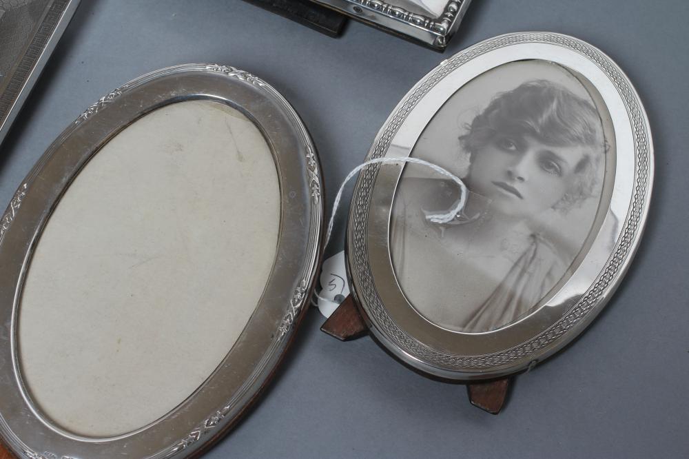 A COLLECTION OF FIVE EASEL BACK PHOTOGRAPH FRAMES, comprising two oval, Chester 1919, 6 1/4" high, - Image 4 of 4