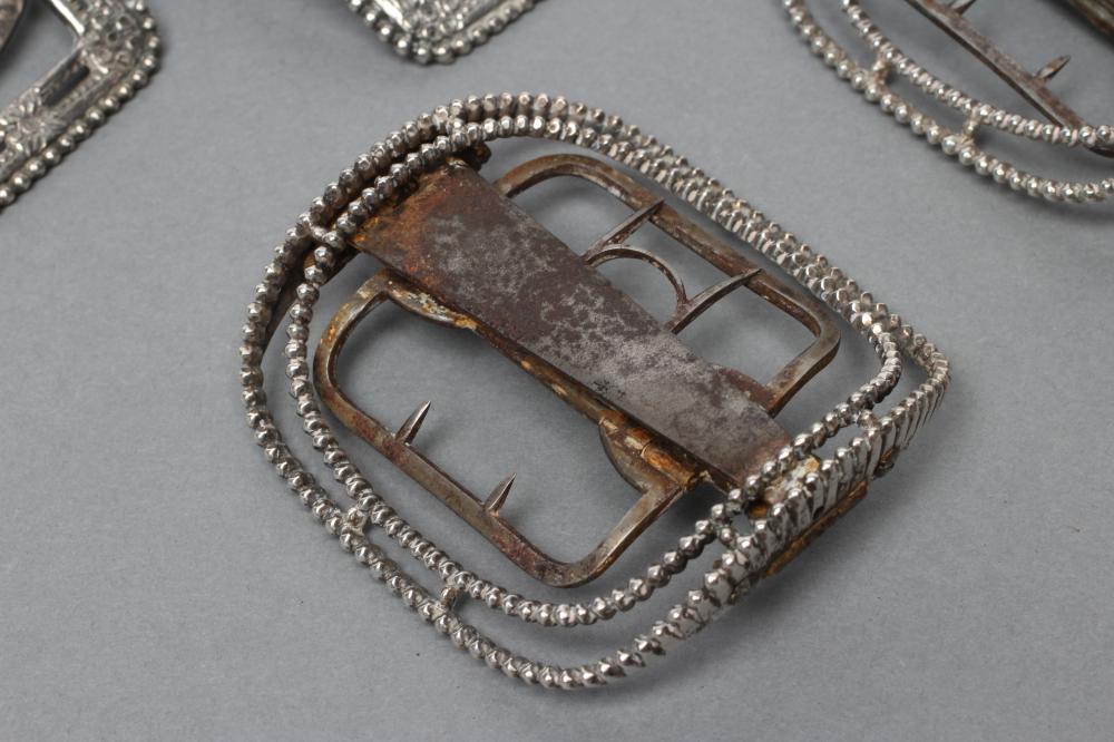 A PAIR OF GENTLEMAN'S DUTCH SILVER SHOE BUCKLES, maker Bertholdt Muller, import mark and stamped - Image 3 of 5