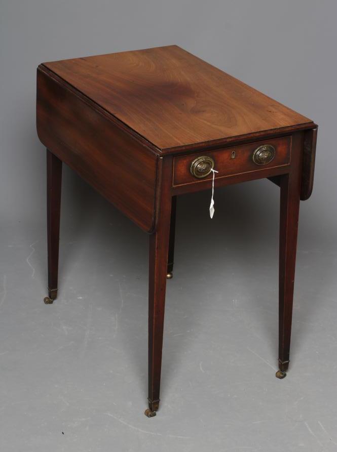 A GEORGIAN MAHOGANY PEMBROKE TABLE, third quarter 18th century, the rounded oblong top with