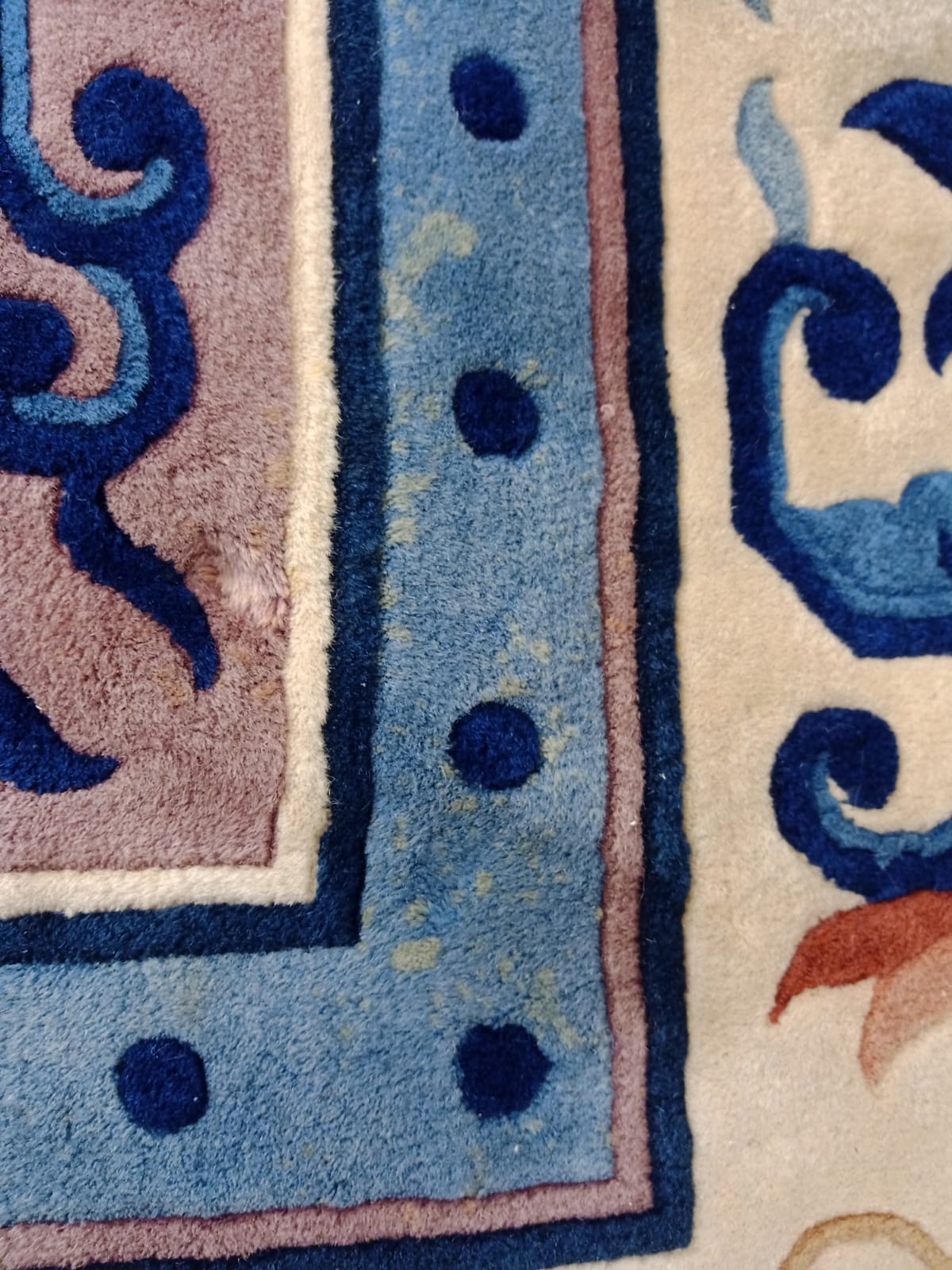 A CHINESE WASHED AND FRINGED CARPET, the dusky pink field with central floral gul in shades of blue, - Image 4 of 5