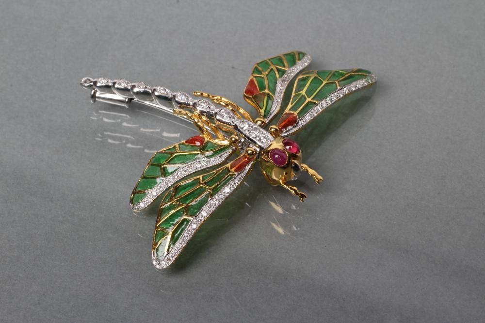 A MULTI GEM AND PLIQUE -A-JOUR DRAGONFLY BROOCH/PENDANT, maker Jonathan Lynne of Yeovil, with two - Image 2 of 4