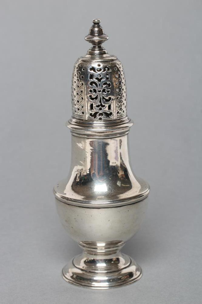 A GEORGE II MUFFINEER, maker Charles Alchorne, London 1730, of vase form with urn finial, 5 1/4"