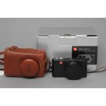 A LEICA D-LUX 3 DIGITAL CAMERA with DC Vario-Elmarit lens, leather case and box (Est. plus 21%