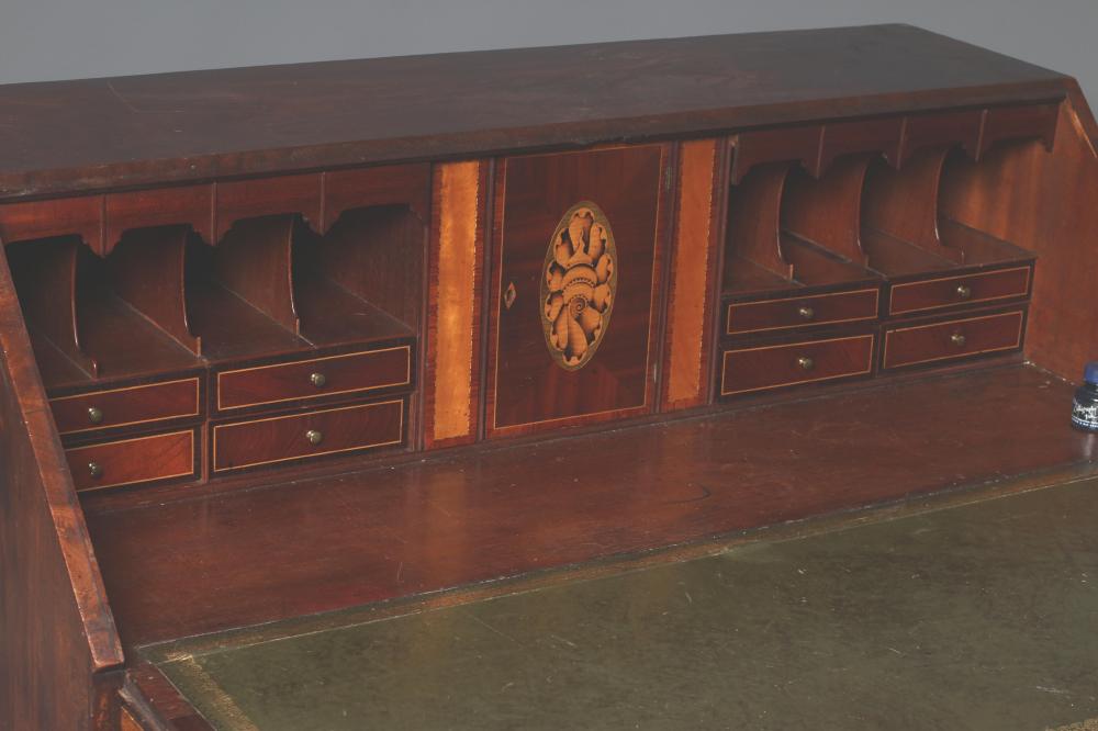 A GEORGIAN MAHOGANY BUREAU, late 18th century, the banded fallfront with parquetry stringing opening - Image 3 of 3