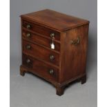 A SMALL MAHOGANY STRAIGHT FRONT CHEST, the moulded edged top over four graduated drawers with