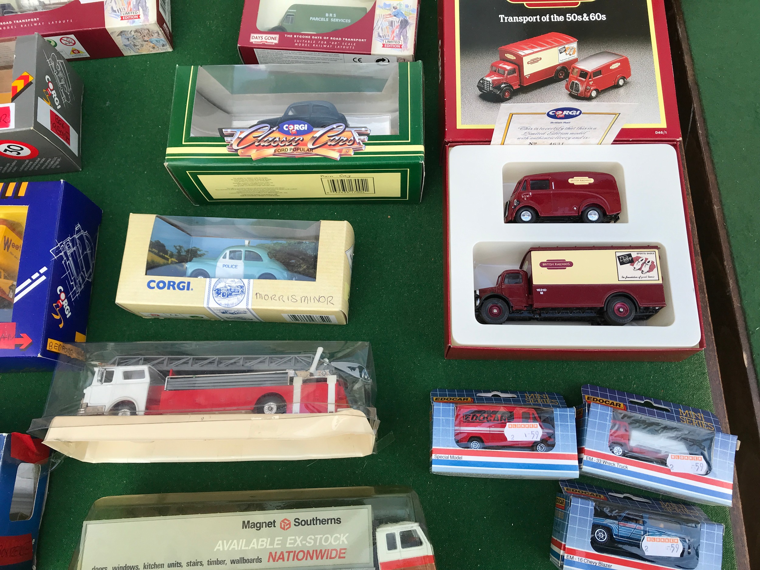 A mixed collection of diecast vehicles including Corgi Classics, Lledo Trackside, Playart, Lima - Image 5 of 7