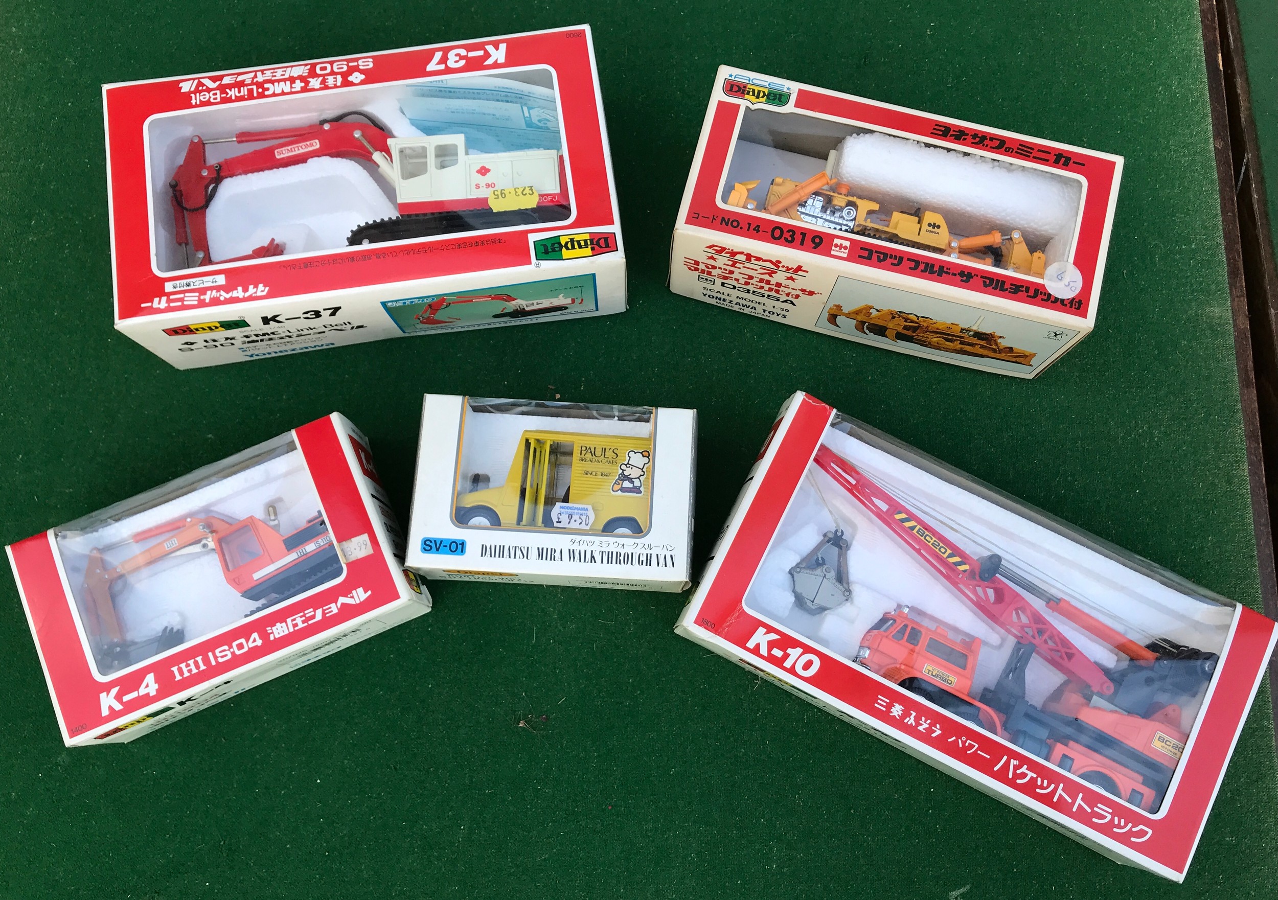 5 x Diapet diecast models to include 01723 K-10 Mitsubishi Fuso Power Bucket Truck, 01482 K-37 S-