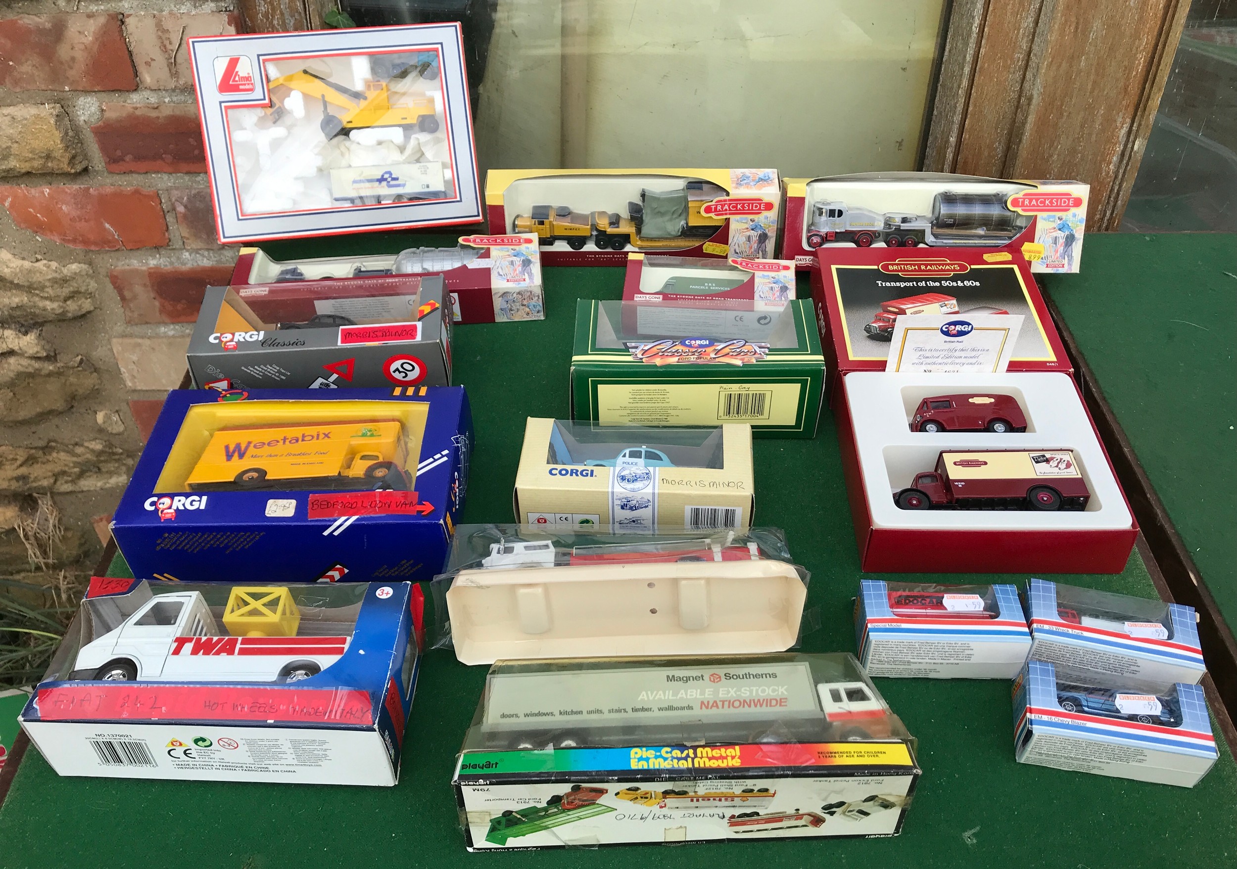 A mixed collection of diecast vehicles including Corgi Classics, Lledo Trackside, Playart, Lima