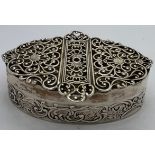 A silver lidded box, London 1910, maker William Comyns and Sons. 6 x 9cm, weight 57gm.Condition