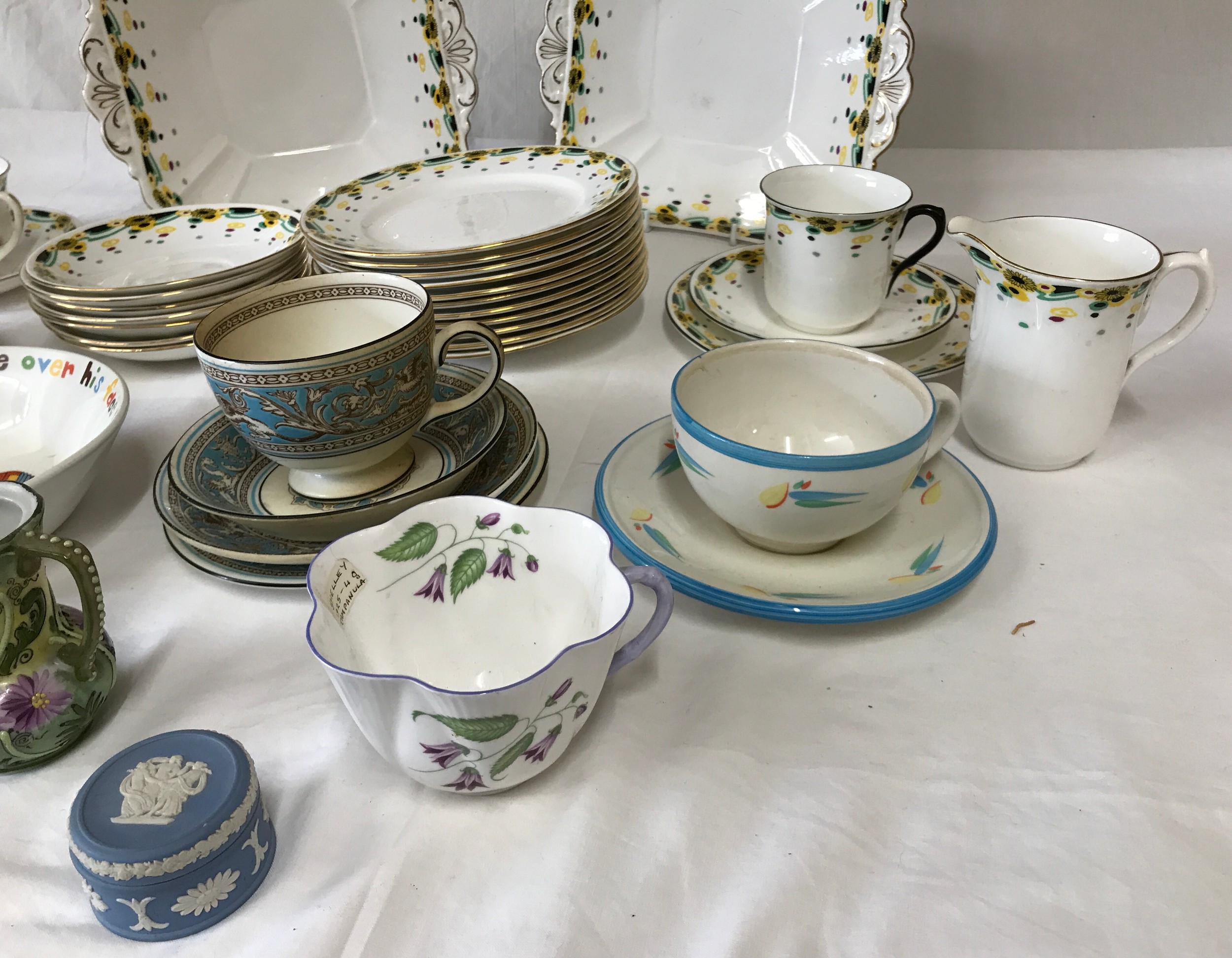 A selection of 20thC ceramics to include a Shelly China Cairo part tea set of 2 x plates 25cms d, - Image 3 of 5