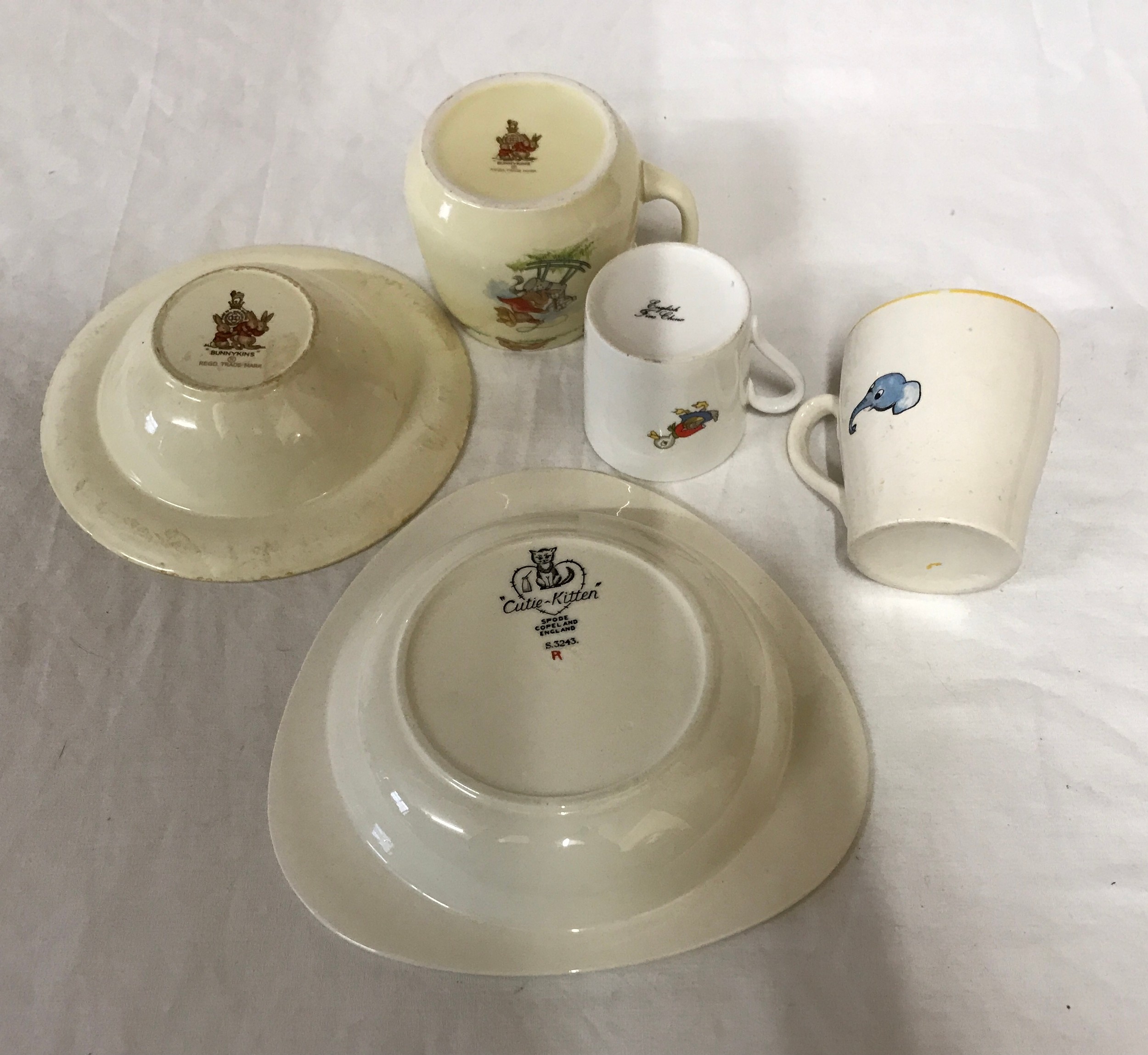 A collection of 5 ceramic items to include a Royal Doulton 'Bunnykins' mug and bowl, Spode - Image 2 of 2