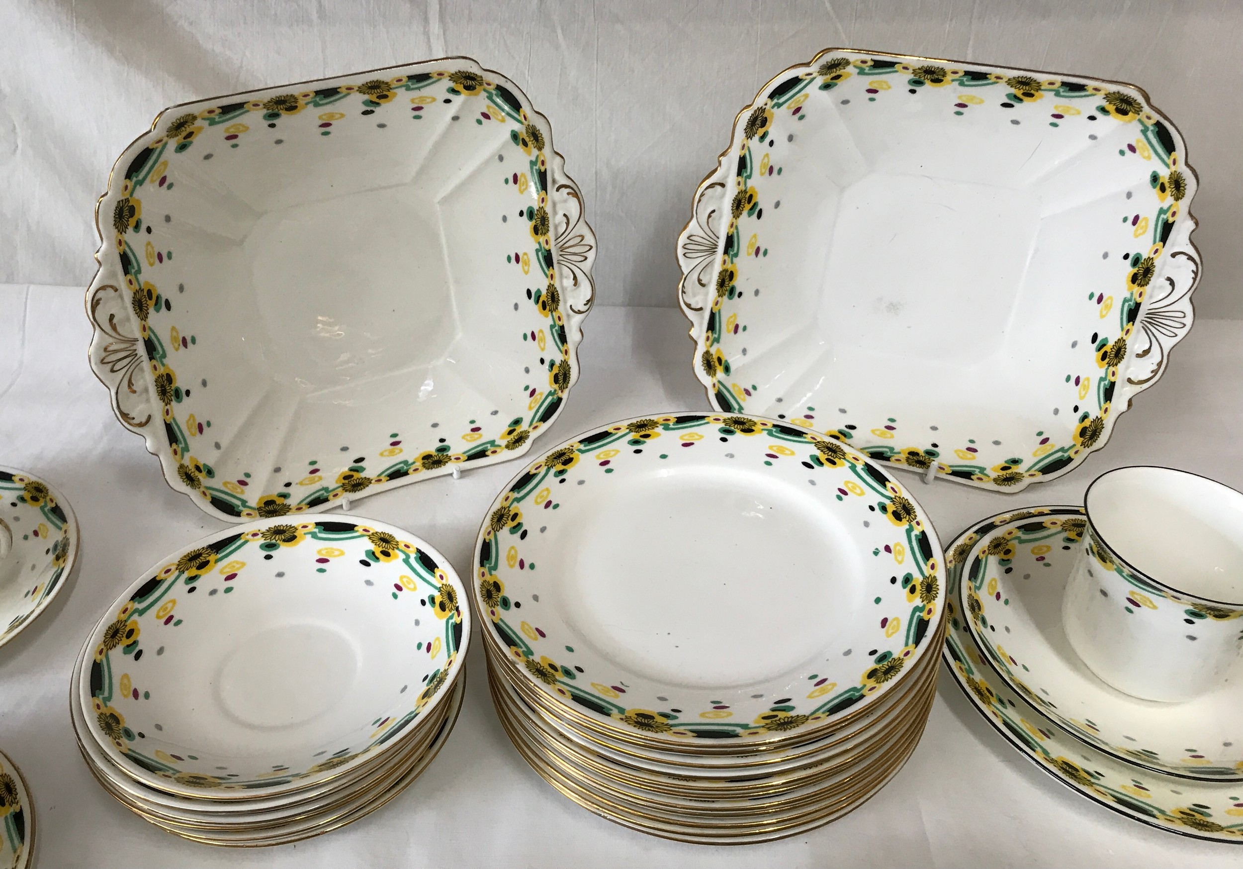 A selection of 20thC ceramics to include a Shelly China Cairo part tea set of 2 x plates 25cms d, - Image 4 of 5