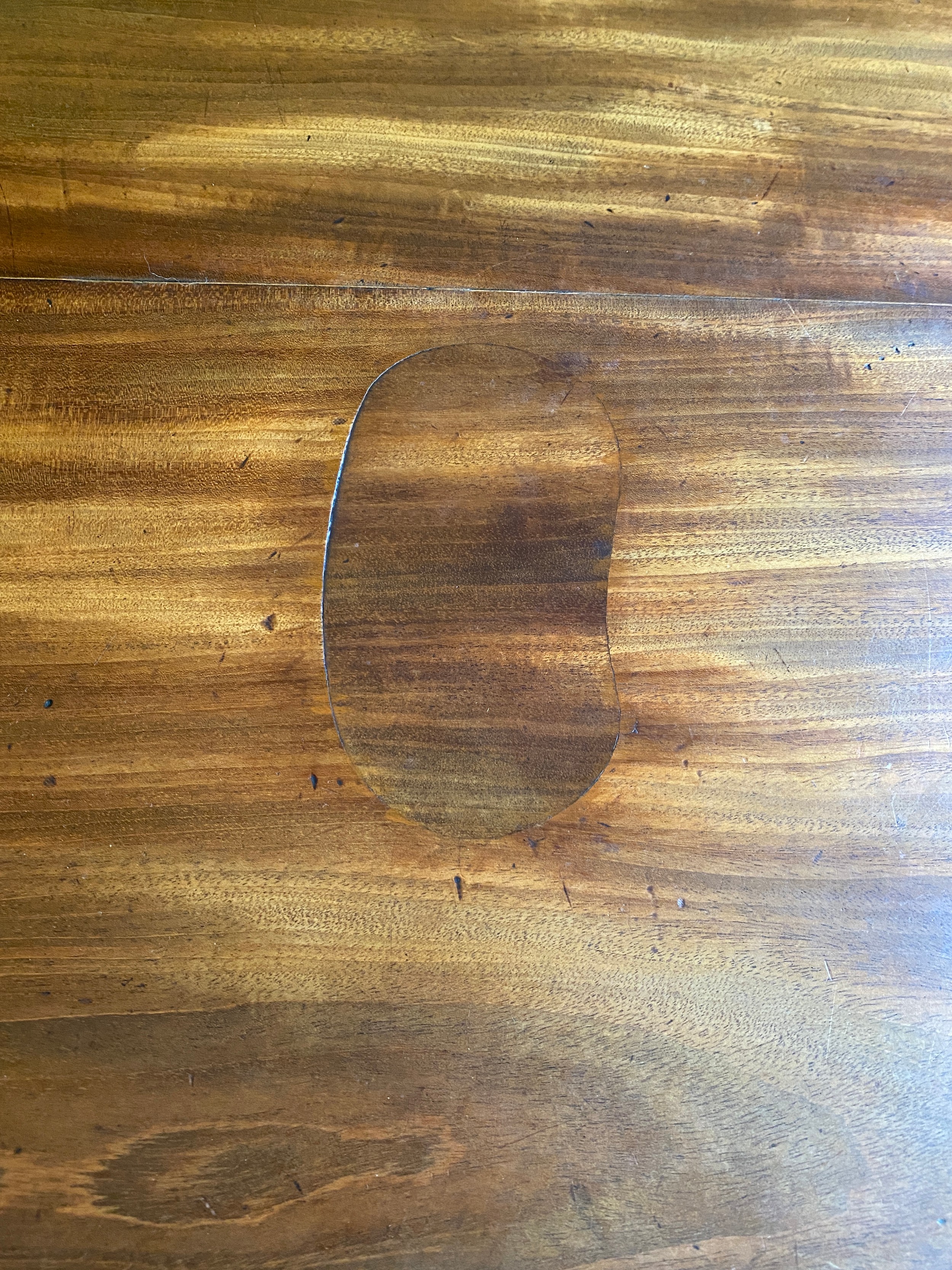 Mahogany breakfast table on four reeded stem legs, brass paw feet and castors. 134 x 105cm. - Image 2 of 3