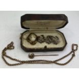 A collection of 19thC jewellery to include silver brooch, chain, cameo brooch and an 18ct gold and