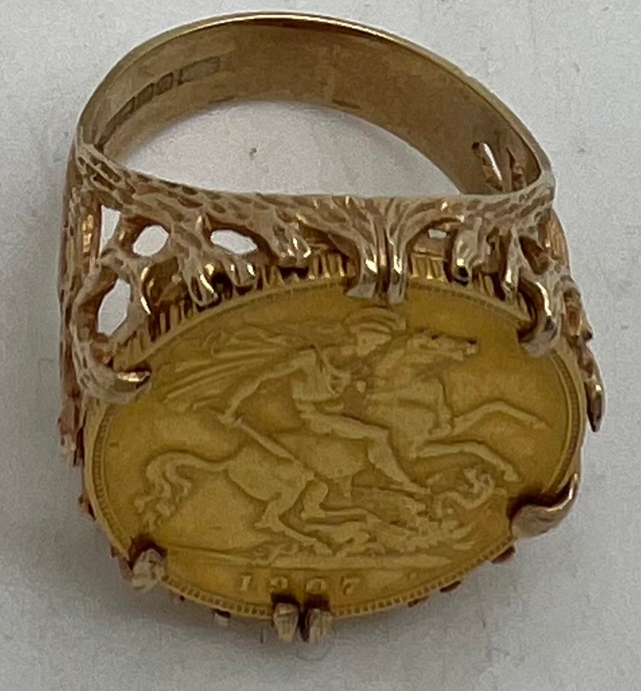A 1907 half sovereign mounted in 9ct gold to form a ring. Size O. - Image 3 of 3