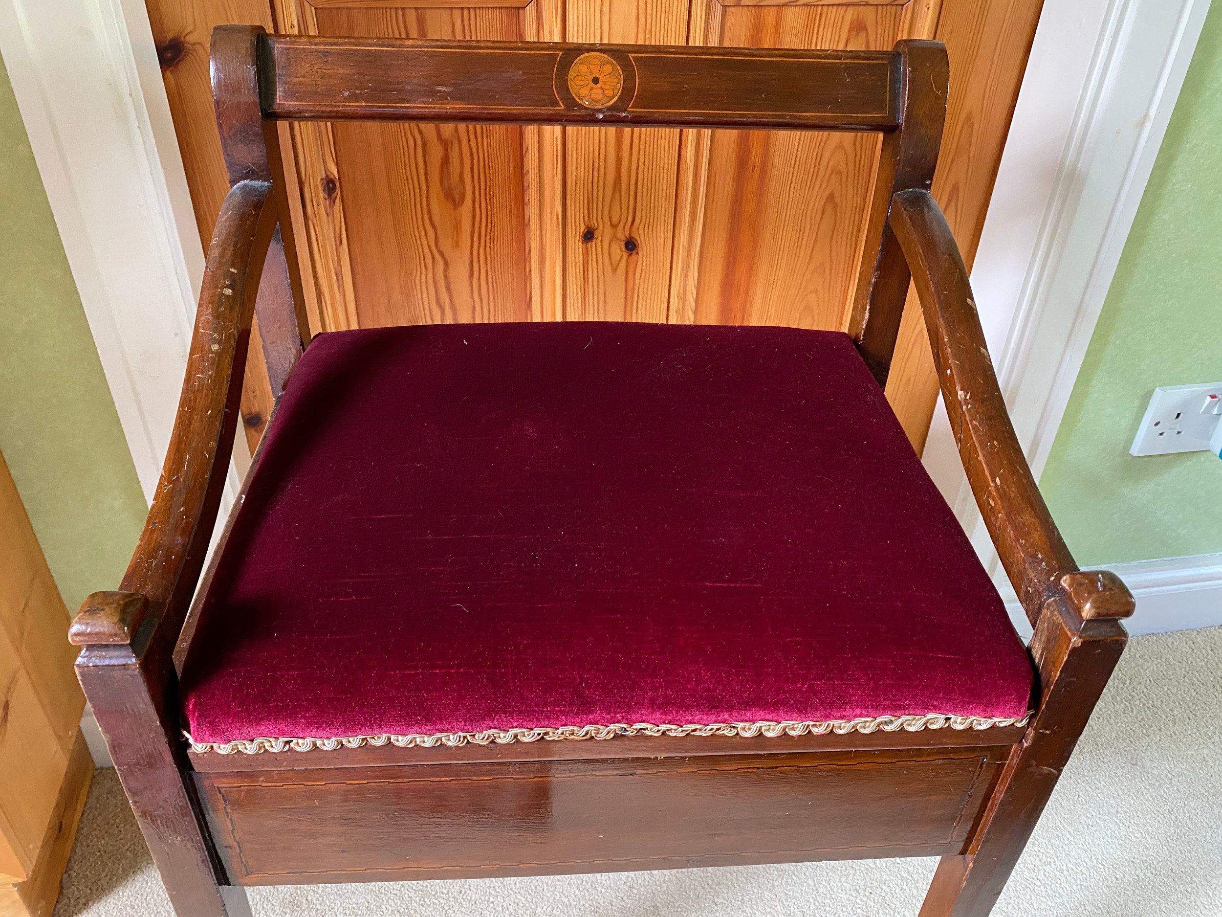 An Edwardian mahogany inlaid piano stool with arms and lift up seat. - Image 3 of 3