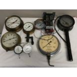 Various gauges to include Negretti & Zambra humidity meter, 2 x Mercer plunger dial gauges, W,