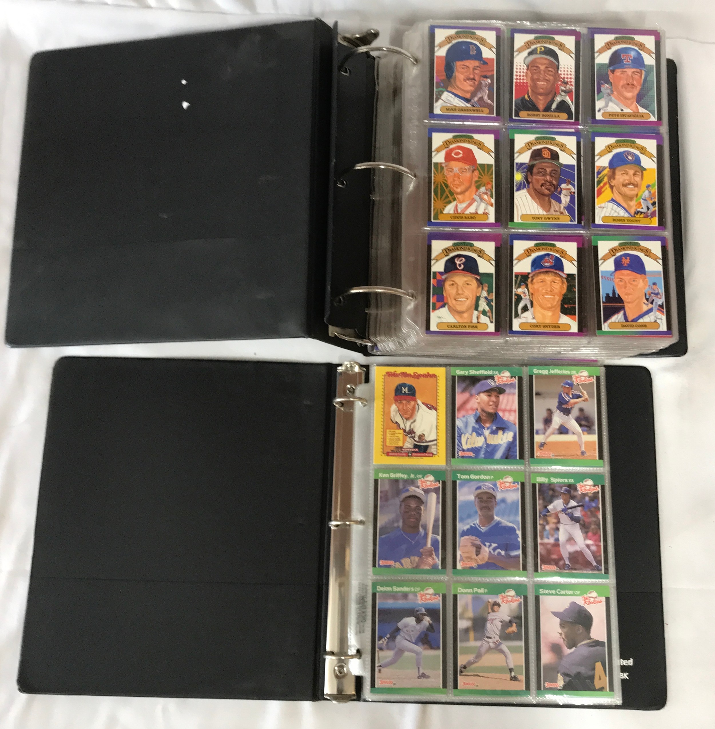 A collection of folders containing a complete set dated 1989 of Donruss baseball cards, a mix of - Image 2 of 6