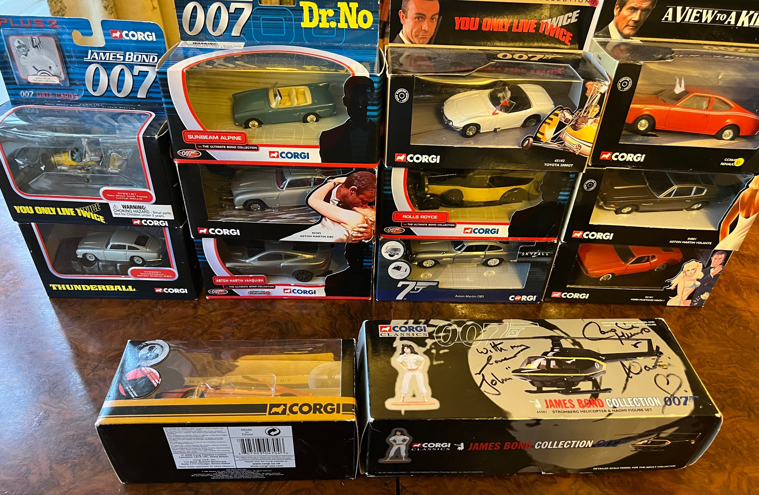 James Bond Corgi models to include Lotus Espirit CC04704, CC06401, 04801, 65102, TY95301, TY02501, - Image 8 of 9