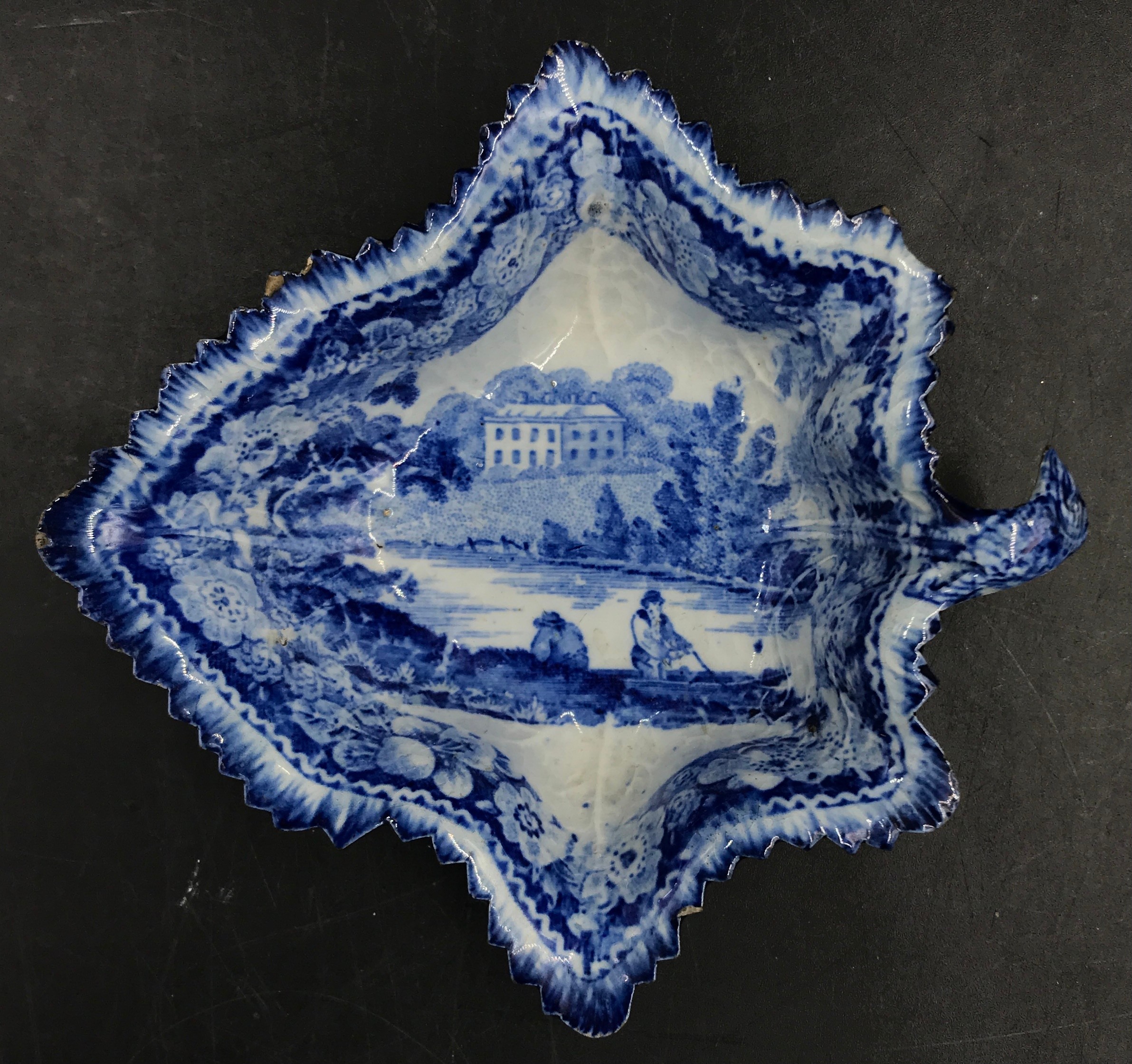A blue and white transfer printed beemaster meat drainer marked 81 to reverse along with a Spode It - Image 6 of 9