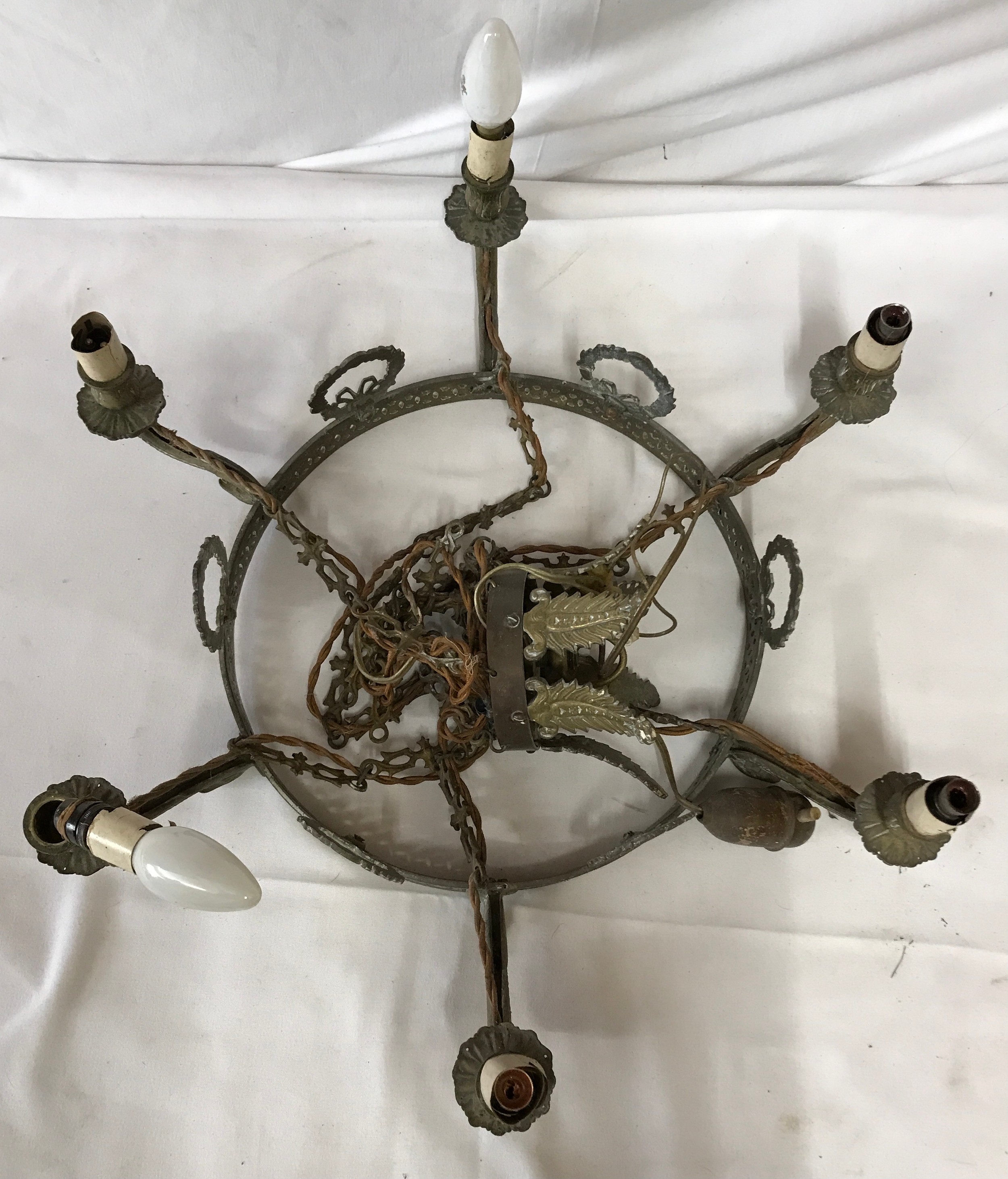 A decorative vintage six branch ceiling light fitting. - Image 3 of 4
