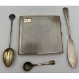 Hallmarked silver to include cigarette case Birmingham 1929, two spoons and a knife. 176gm total