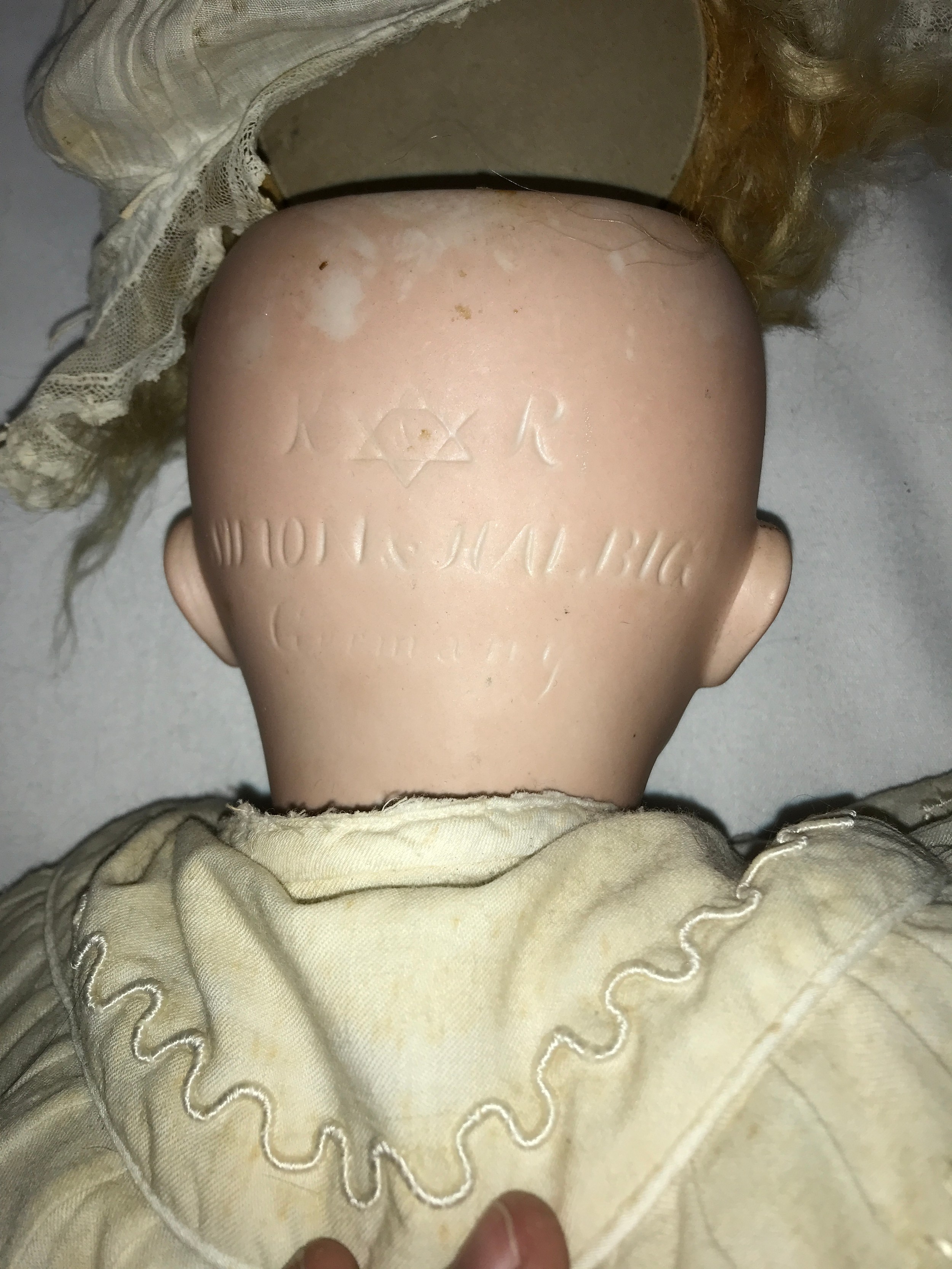 Two bisque headed dolls to include Armand Marseille, Germany No 390 with blue sleeping eyes 48cm, - Image 7 of 7