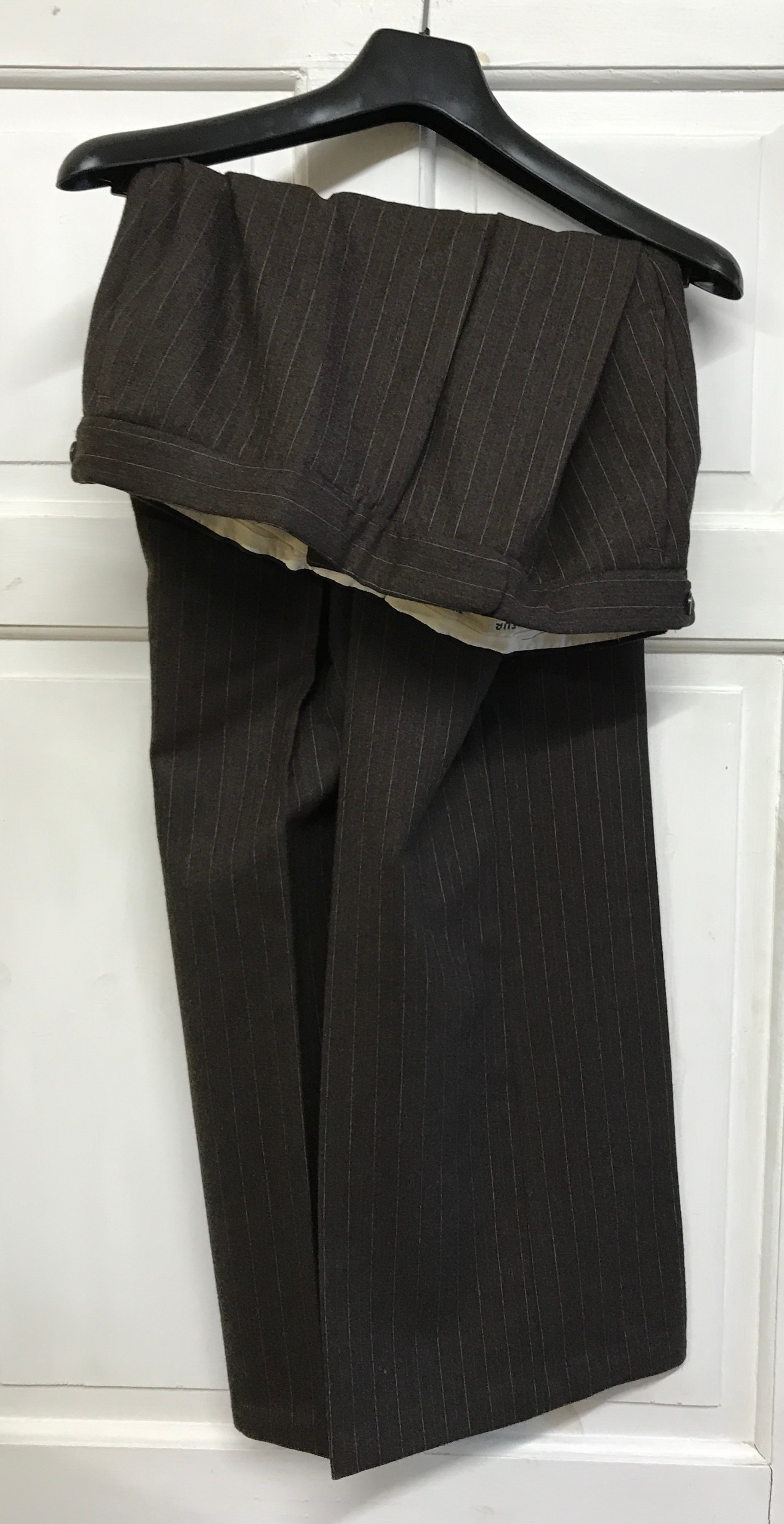 A 1970's Christian Dior suit. 50cm underarm to underarm. - Image 5 of 6