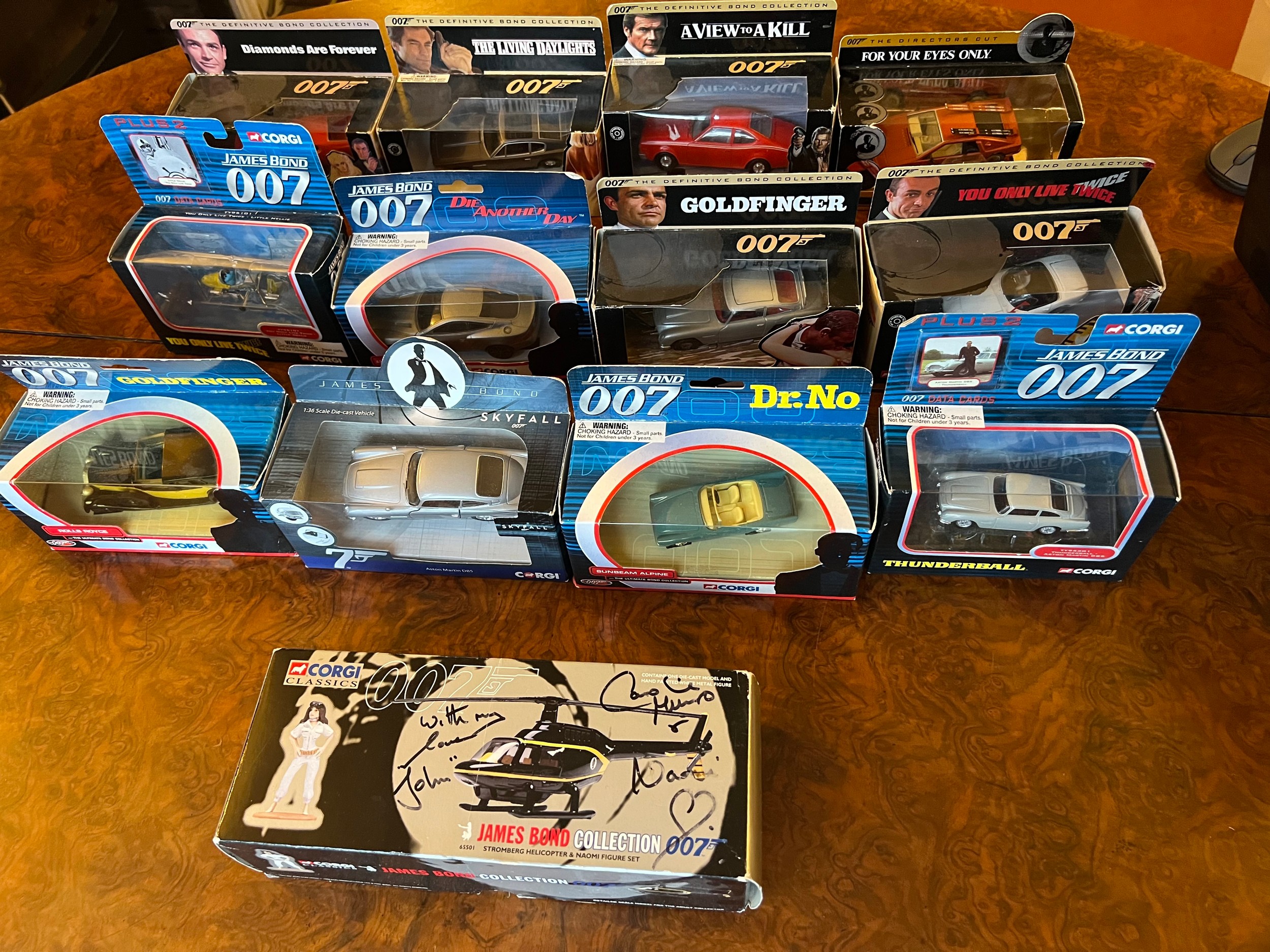 James Bond Corgi models to include Lotus Espirit CC04704, CC06401, 04801, 65102, TY95301, TY02501,