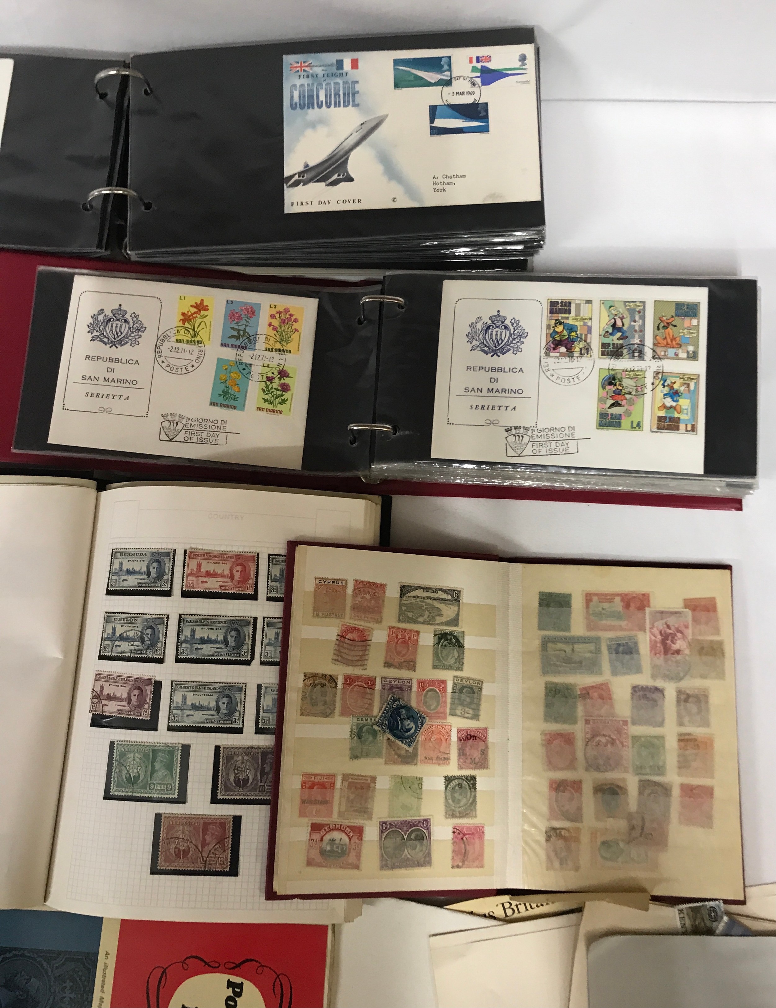 Mixture of world and GB stamps in 8 albums, mint and used stamps plus a few FDC's and loose stamps. - Image 4 of 4