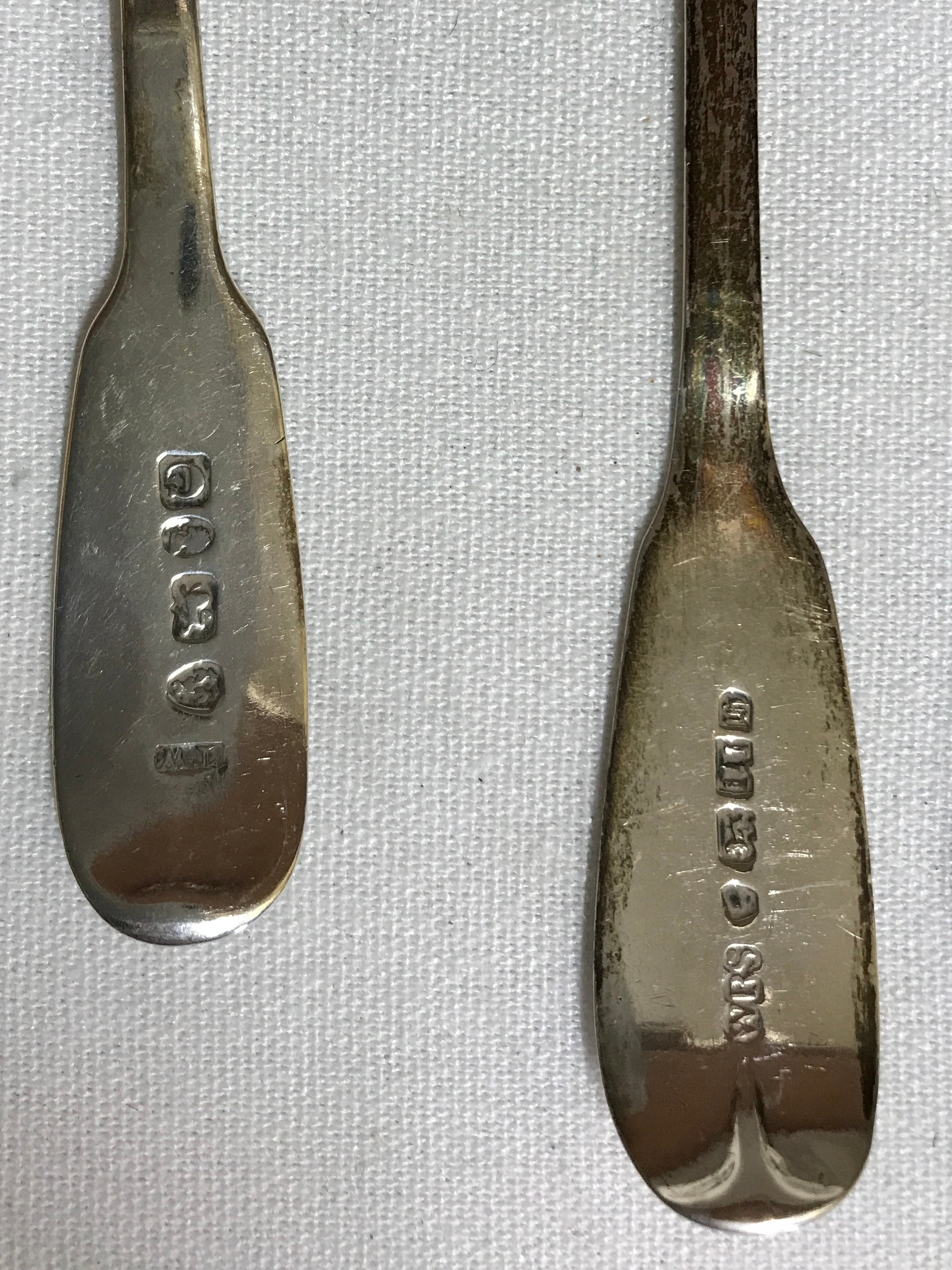 Fourteen hallmarked silver spoons to include 5 matching fiddle pattern teaspoons Exeter 1881, 3 - Image 7 of 10