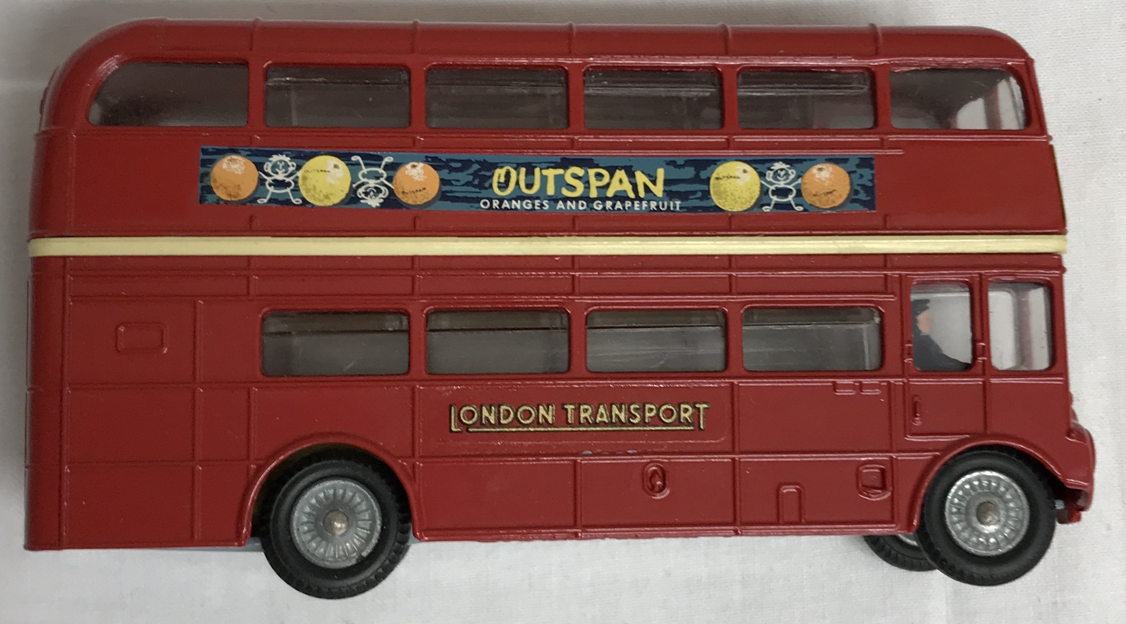 Corgi Toys- No. 468 red London Transport Routemaster bus with Outspan advertising in original box. - Image 6 of 7