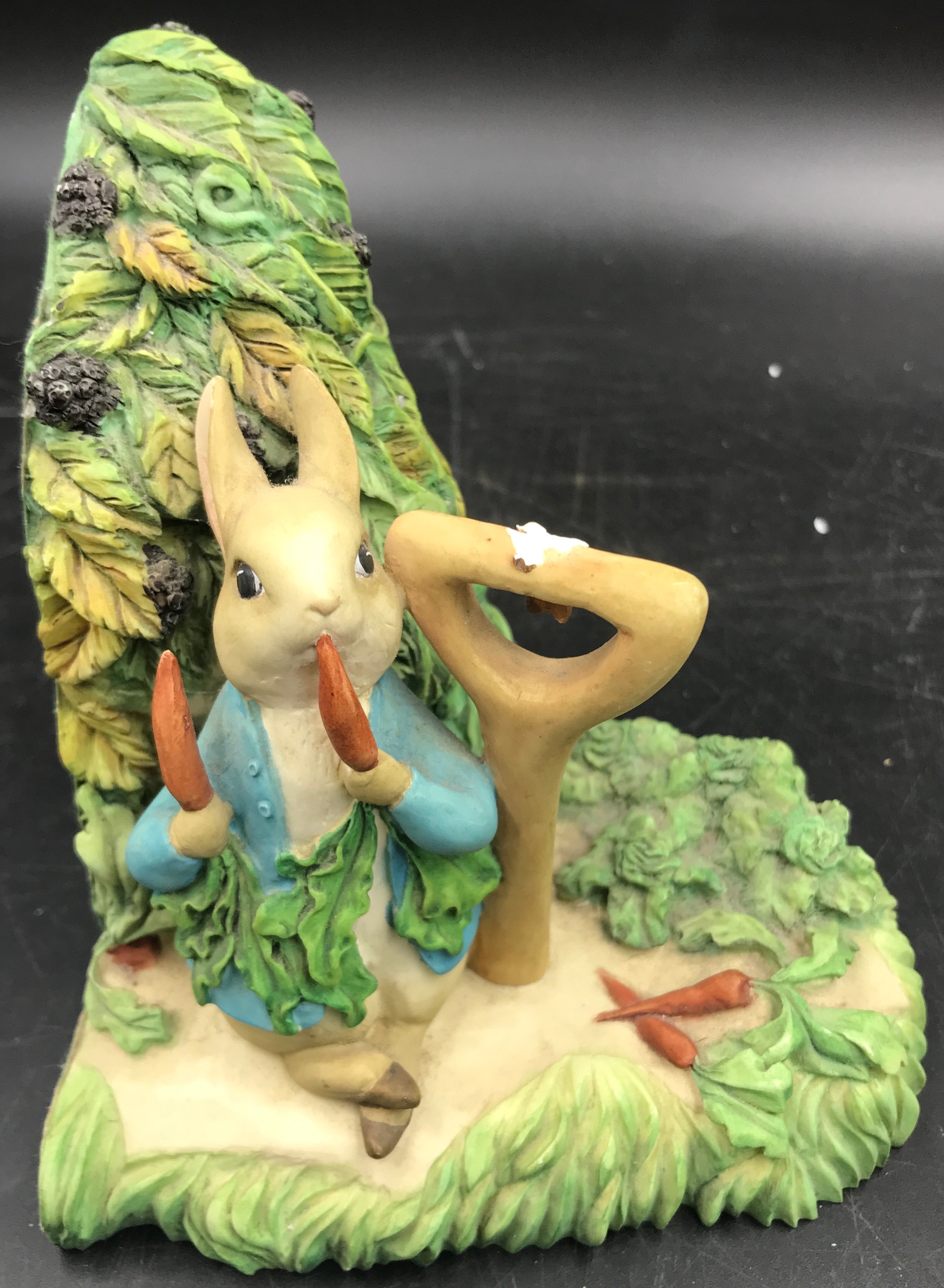 A pair of Beatrix Potter Border Fine Arts Peter Rabbit book ends. - Image 5 of 6