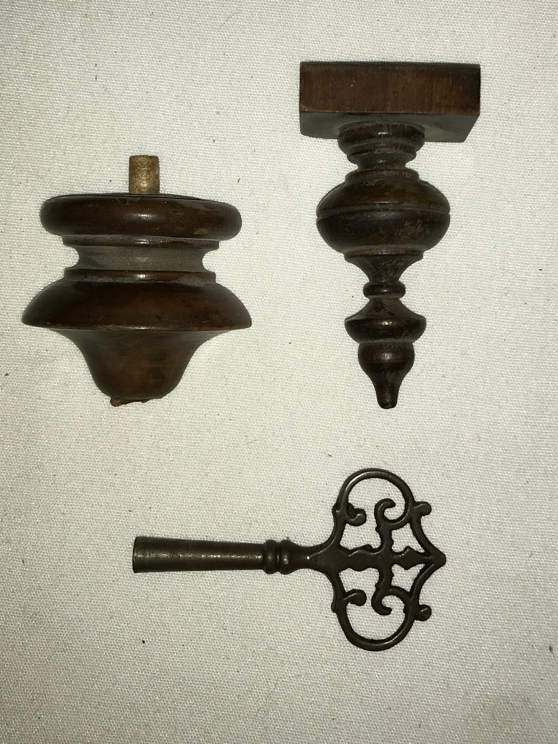 A wall clock with R A marked on pendulum with key. Approx. 60 h x 16 d x 30cm w. - Image 4 of 6
