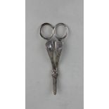 A pair of Victorian silver grape scissors with engraved handles, Sheffield 1889, 3oz 17cm