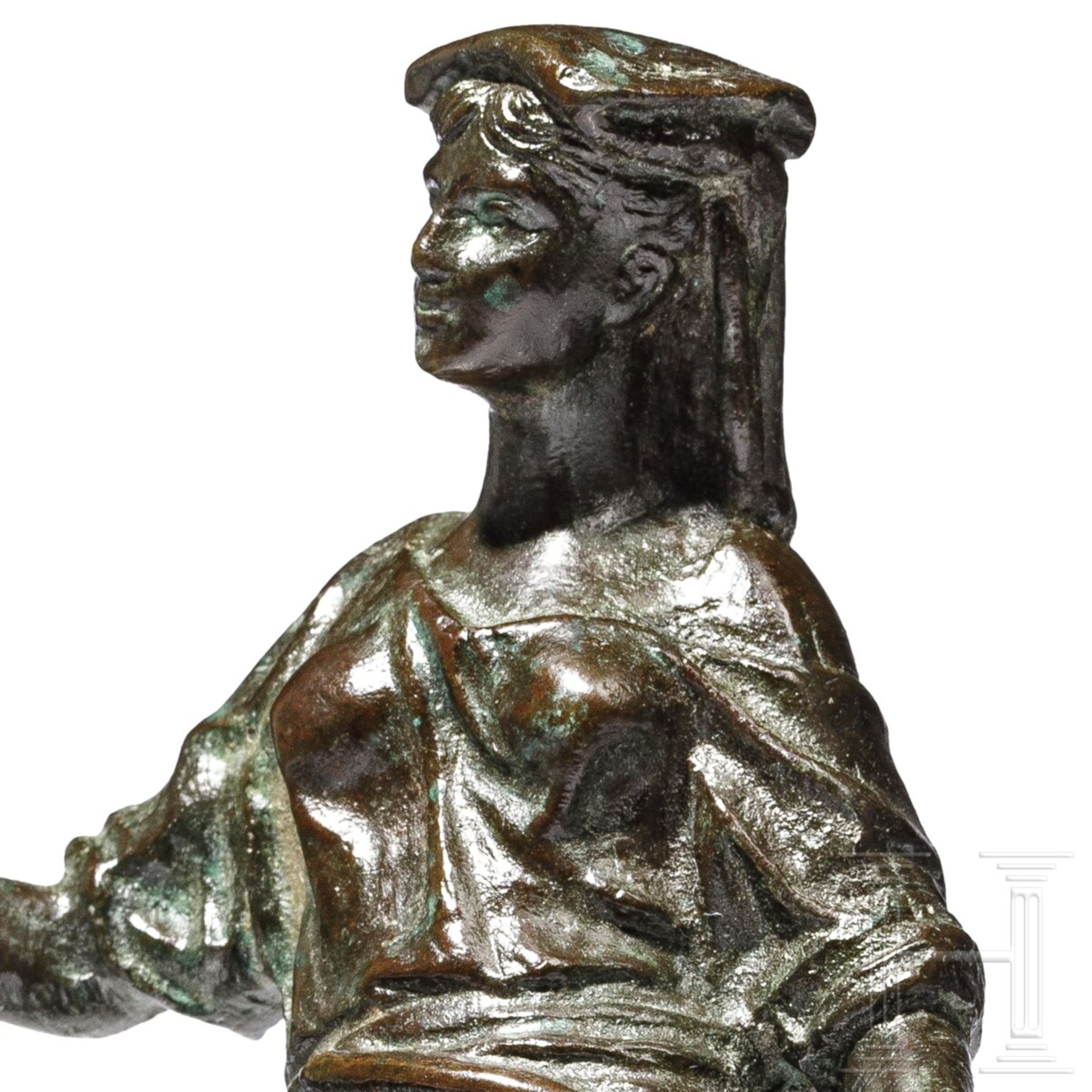 Bronzefigur einer römischen Dame, deutsch, 19. Jhdt. - Image 5 of 5