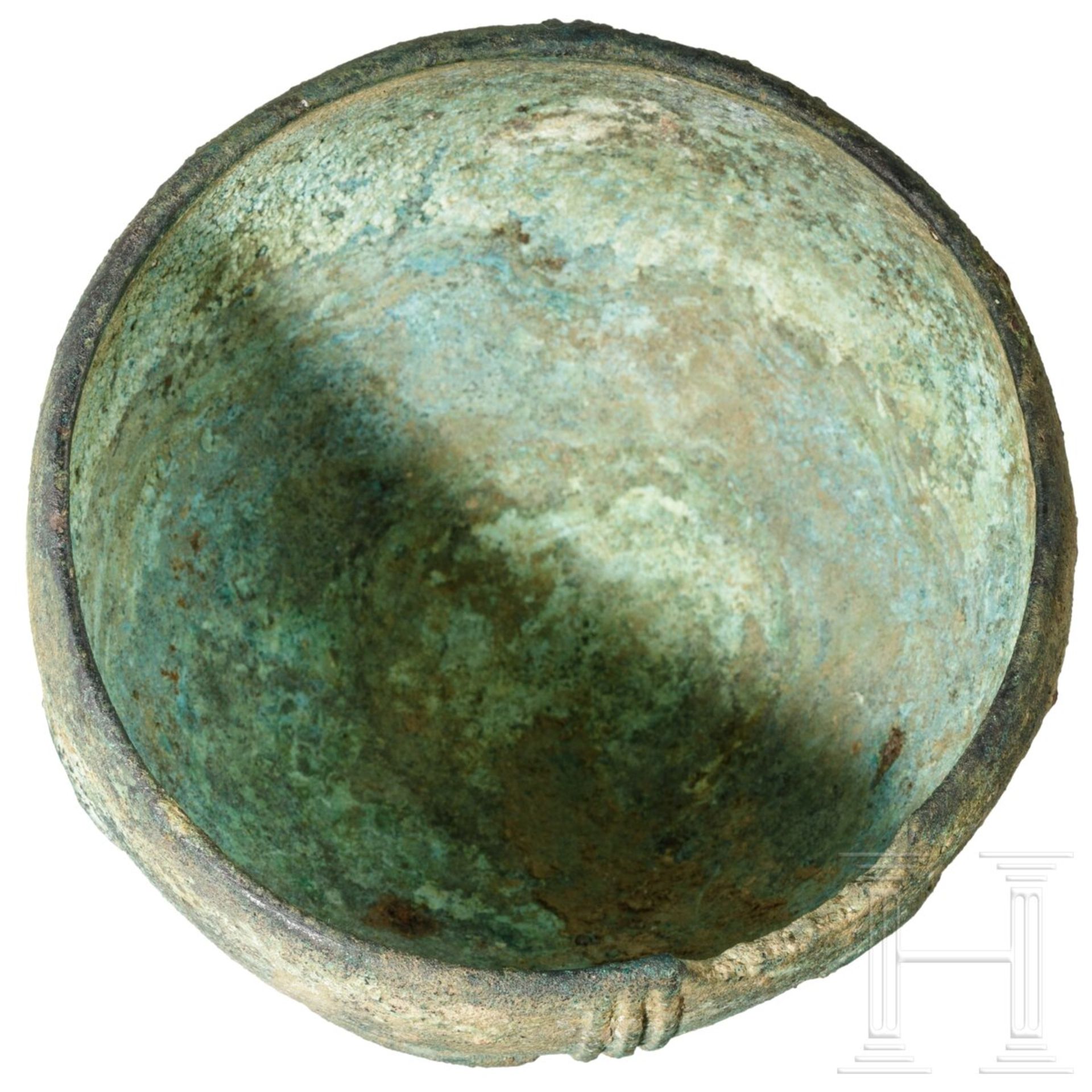 Bronzeschale mit Tierreliefs, elamitisch, 2. Jtsd. v. Chr. - Image 7 of 8