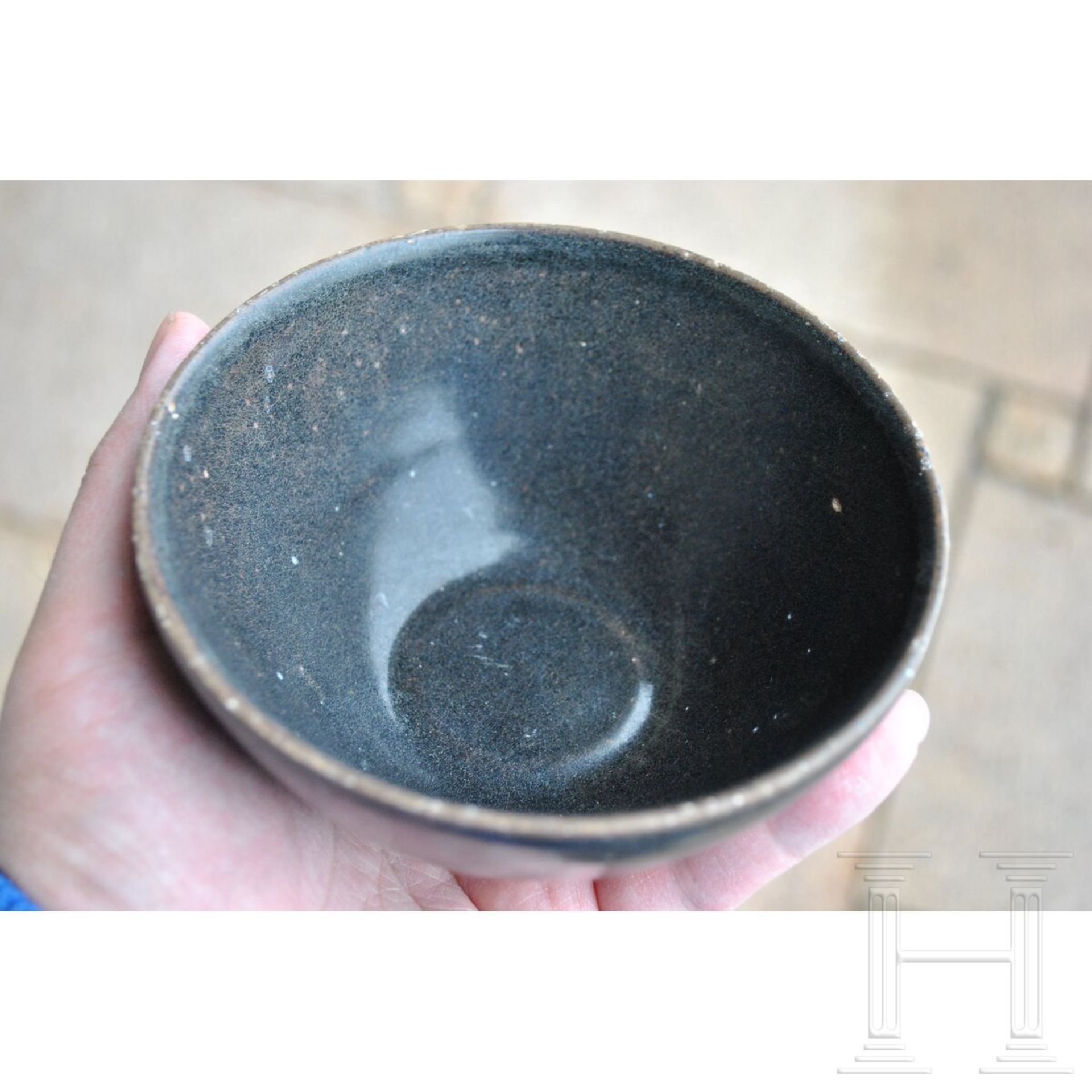 Jizhou-Teeschale, schwarz glasiert, südliche Song-Dynastie (12. - 13. Jhdt.) - Bild 8 aus 17