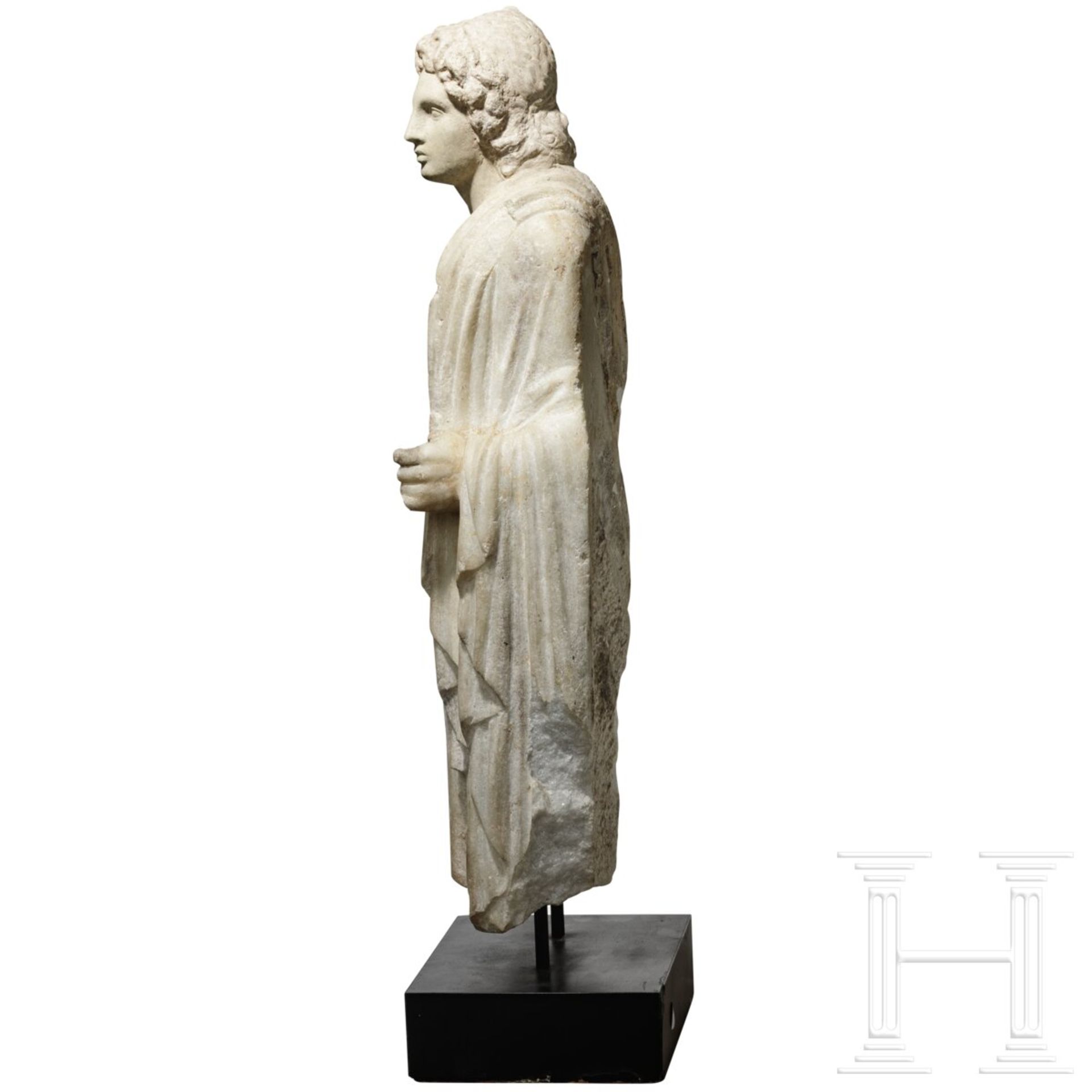 Marmorstatue des Hermanubis mit Zügen Alexanders des Großen, römisch, 1. - 2. Jhdt. - Bild 7 aus 8