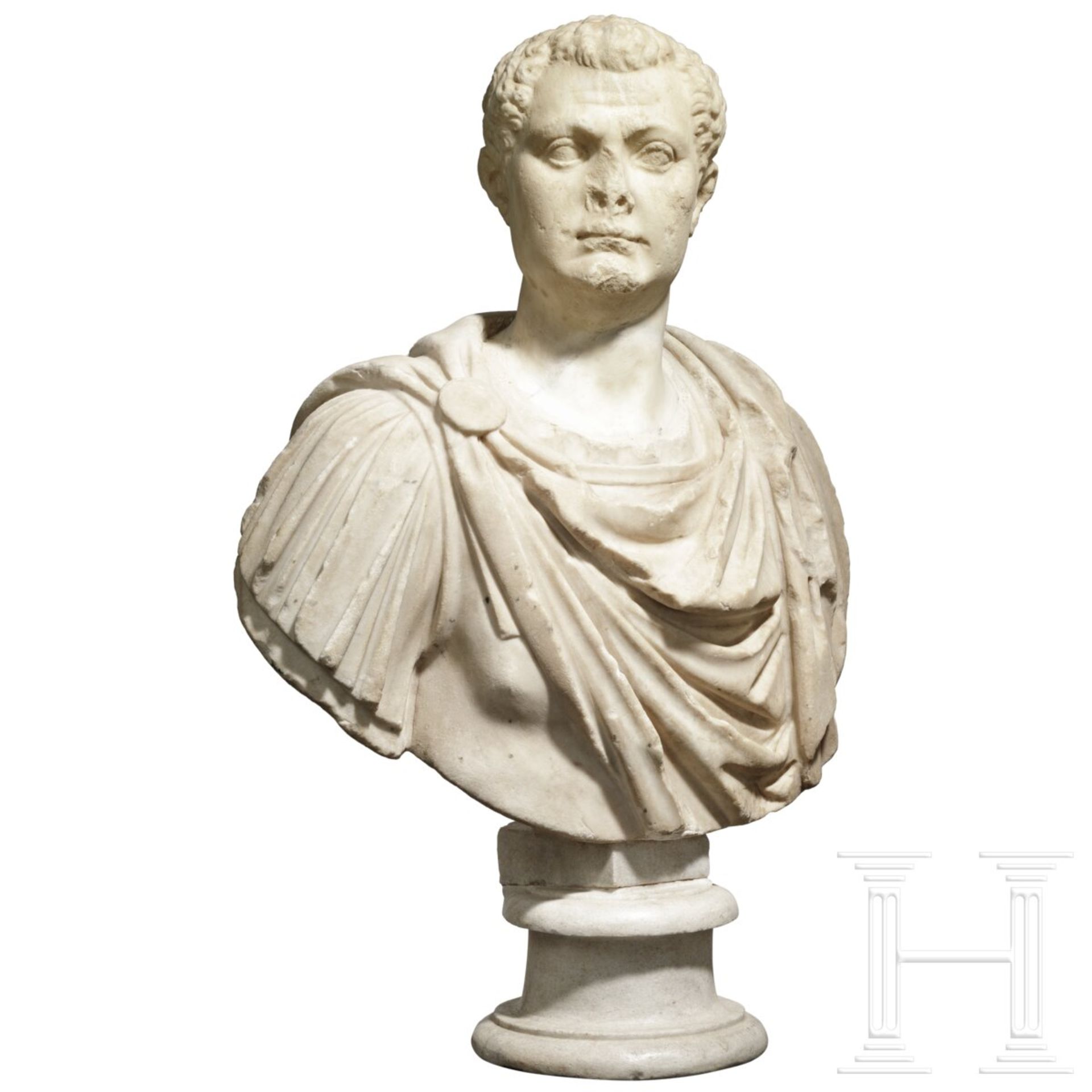 Marmorkopf des Titus, römisch, um 80 n. Chr., montiert in nicht dazugehörige Büste des 2. Jhdts. - Image 2 of 6