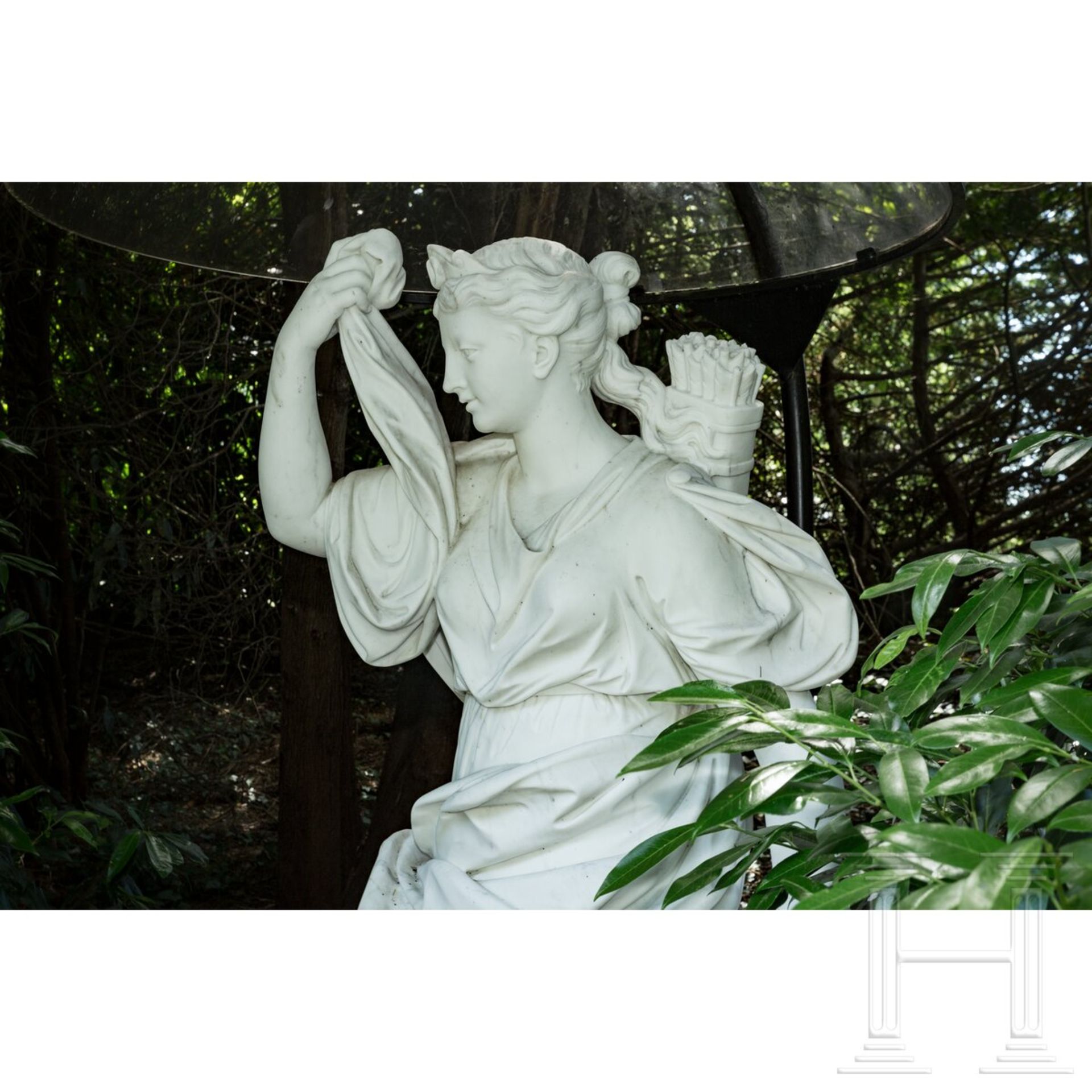 Lebensgroße Skulptur der Jagdgöttin Diana, Italien, 2. Hälfte 19. Jhdt. - Image 5 of 9