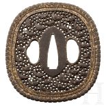 Nadekagugata Sukashi-Tsuba, Japan, 19. Jhdt.