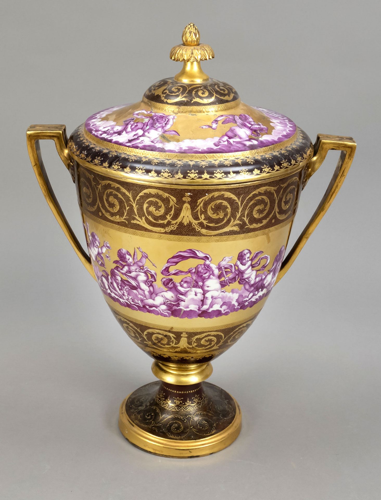 Classicism lidded vase, Augarten, Vienna, pressed date 1809, on round foot rising urn body with
